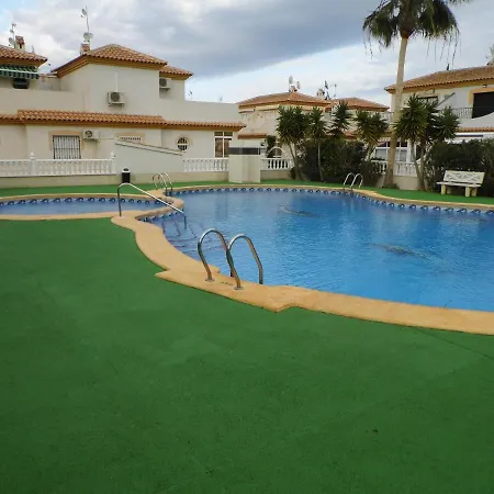 Flamenca - 10 Sleeps Holiday home *